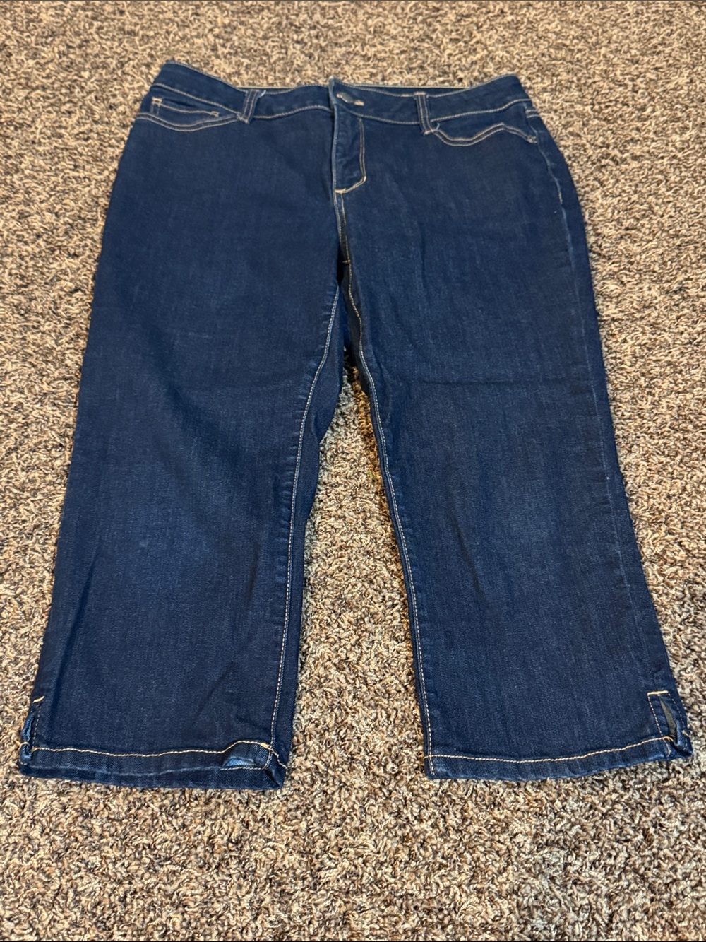 St. John's Bay Dark Blue Capri Jeans